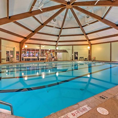 Peaceful Poconos Home With Lake And Pool Access! Long Pond エクステリア 写真