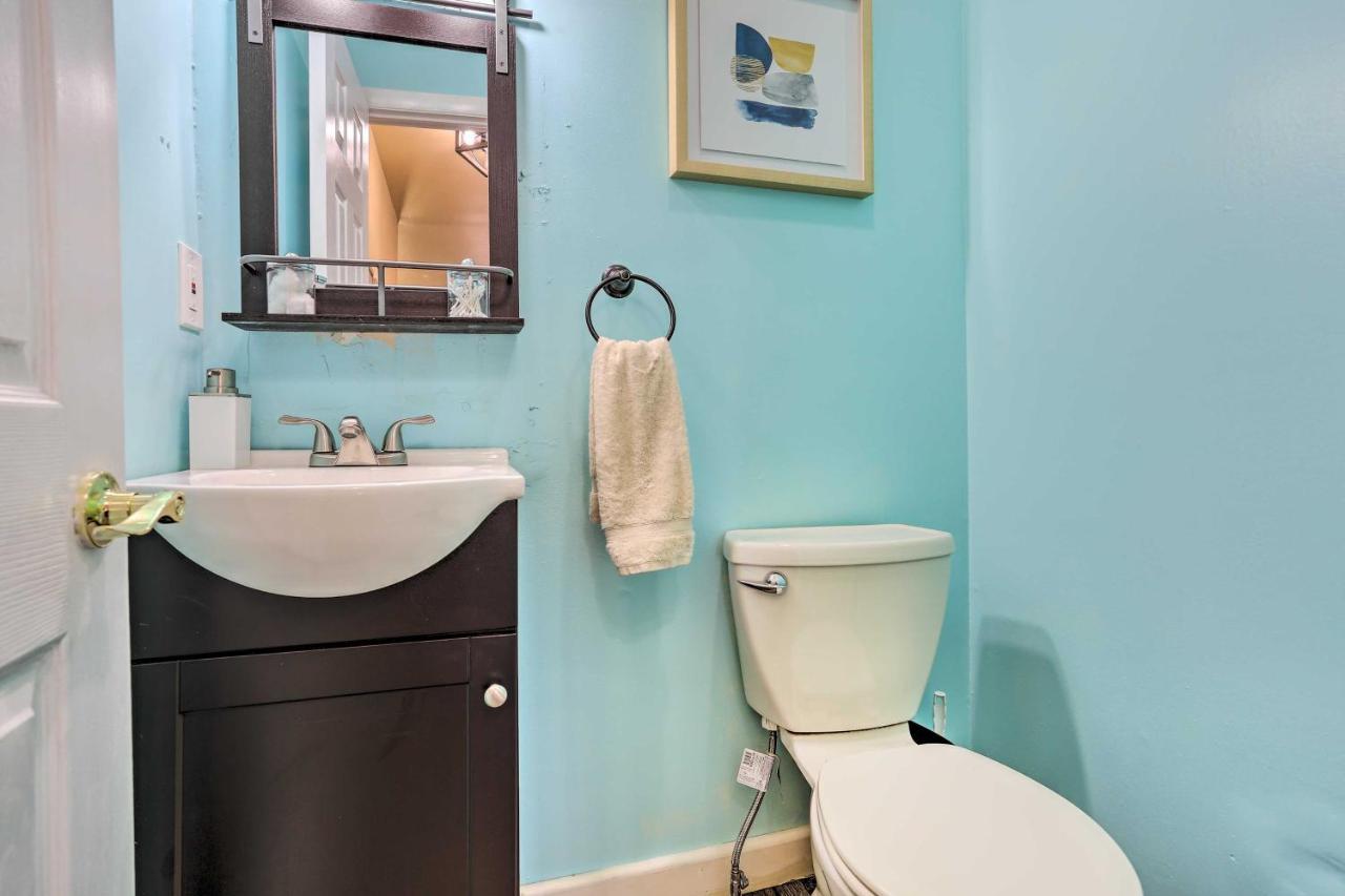 Peaceful Poconos Home With Lake And Pool Access! Long Pond エクステリア 写真